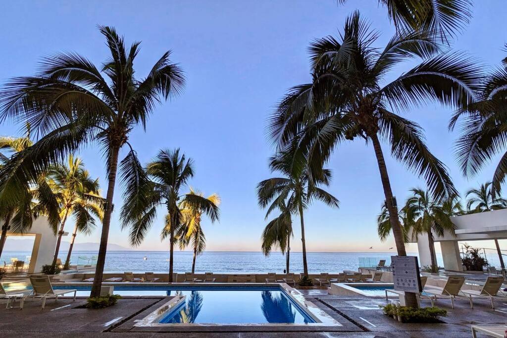 Harbor 13008A Artistic Beachfront Studio By Moikkarentals Puerto Vallarta Ngoại thất bức ảnh