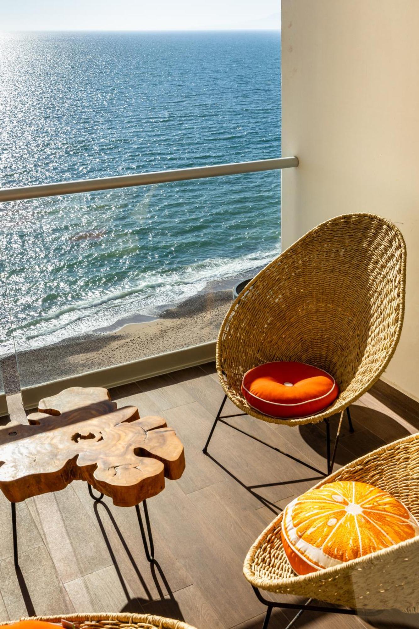 Harbor 13008A Artistic Beachfront Studio By Moikkarentals Puerto Vallarta Ngoại thất bức ảnh